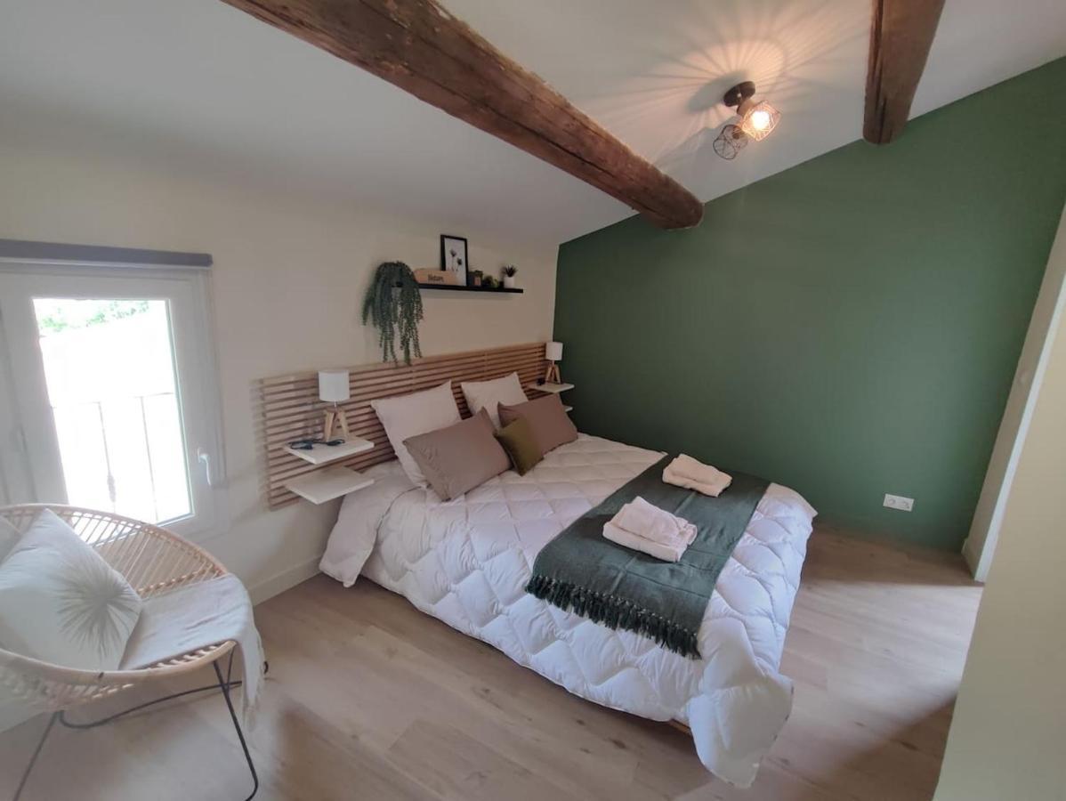 Appartement Au Calme Proche Centre Villeneuve-lès-Avignon Exterior foto