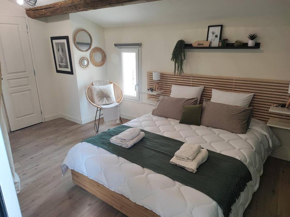Appartement Au Calme Proche Centre Villeneuve-lès-Avignon Exterior foto